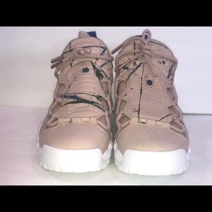 NIKE AIR MORE MONEY WOMENS SNEAKERS